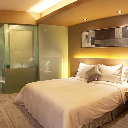 Logosun Hotel Wuhan Zewnętrze zdjęcie