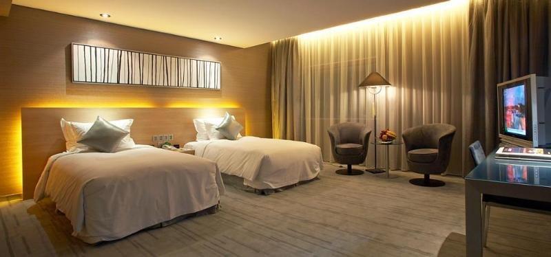 Logosun Hotel Wuhan Zewnętrze zdjęcie