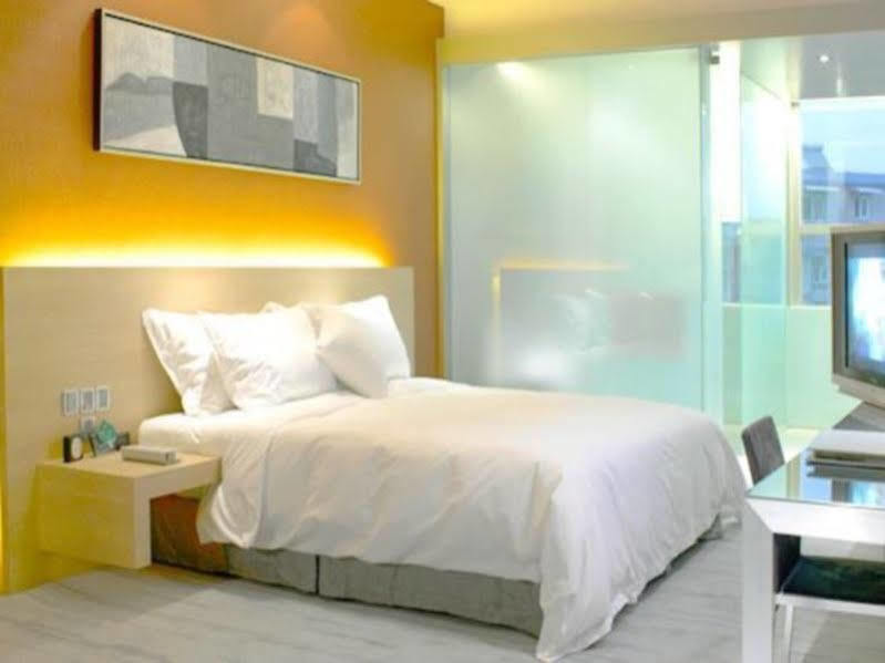 Logosun Hotel Wuhan Zewnętrze zdjęcie