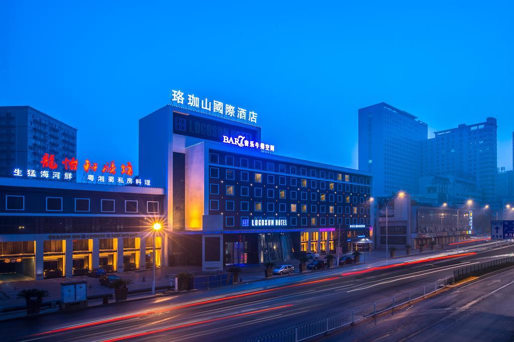 Logosun Hotel Wuhan Zewnętrze zdjęcie